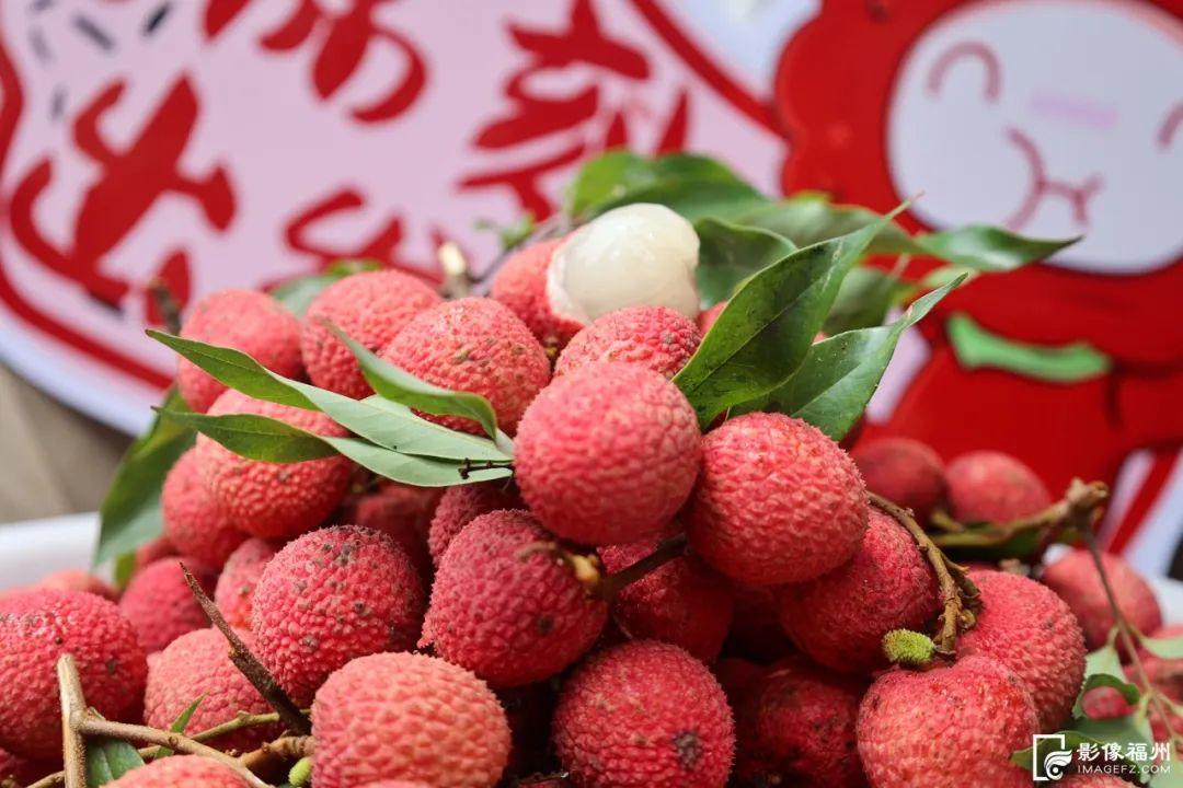 一大波夏季时令水果来袭，赶紧去尝鲜吧！