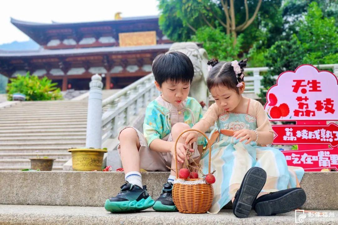 一大波夏季时令水果来袭，赶紧去尝鲜吧！