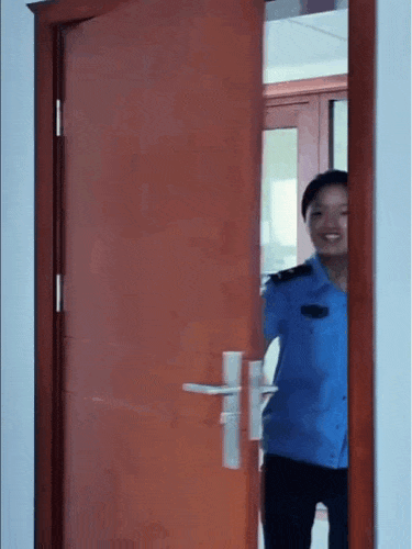 武汉公安真摇来任贤齐宣传反诈了