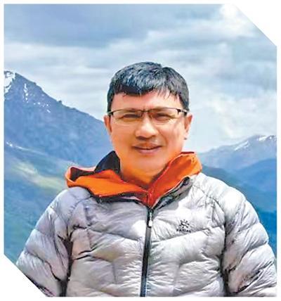 人民日报报道全国见义勇为英雄蔡文：危险面前，义无反顾下井救人