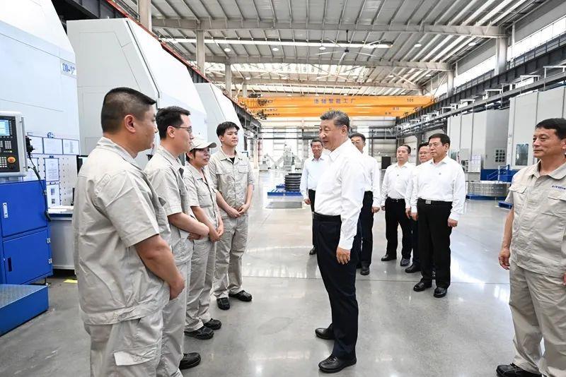 时政微观察丨读懂习近平要求干部做好这“三招”的重要启示