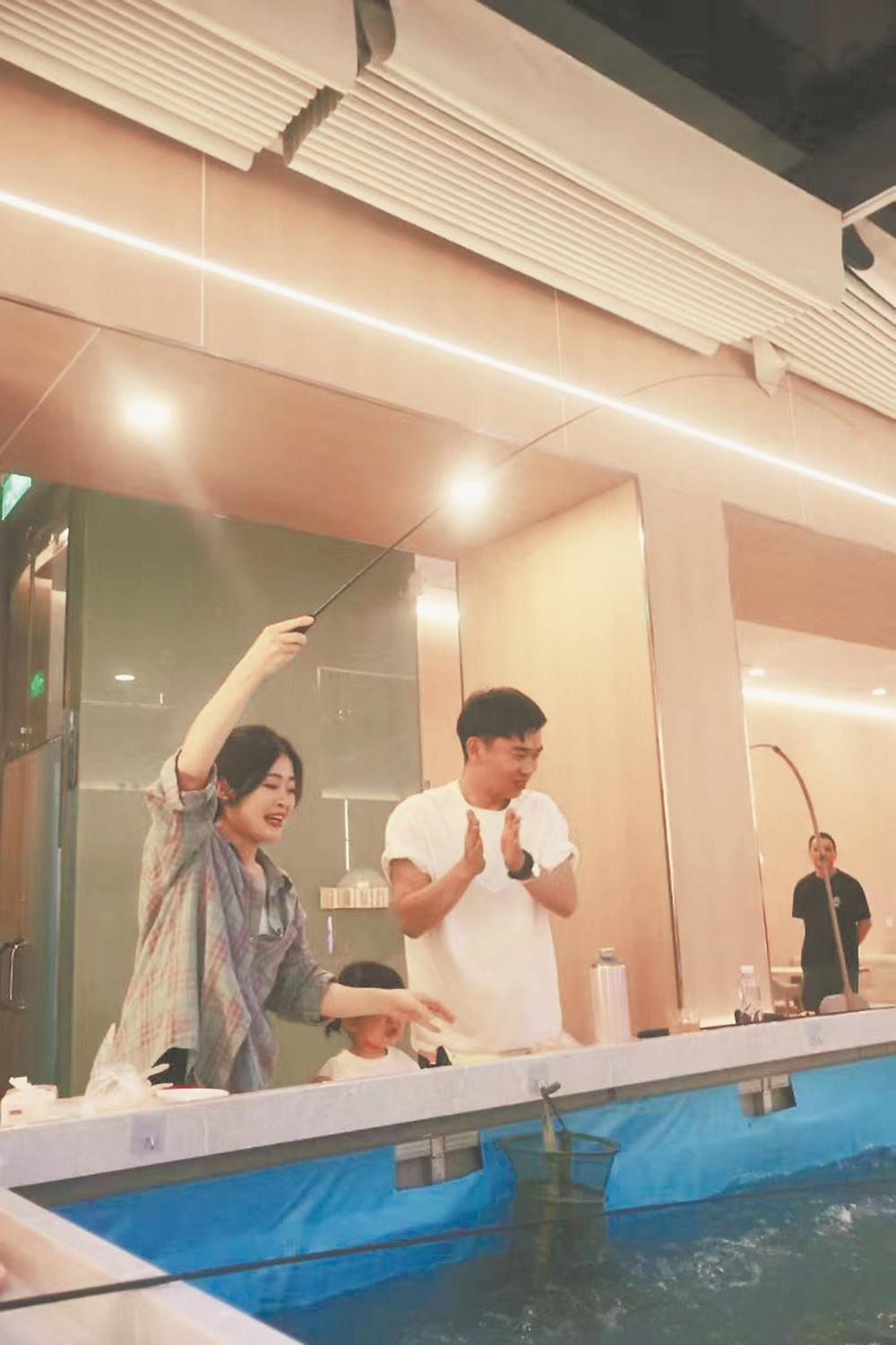 來到釣蝦館，就是一家人——記在福州創業的張秉宏