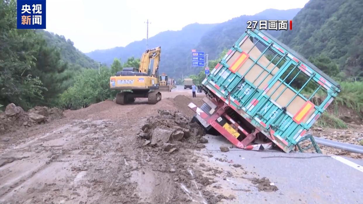 北京怀柔村民：洪水10分钟灌满屋