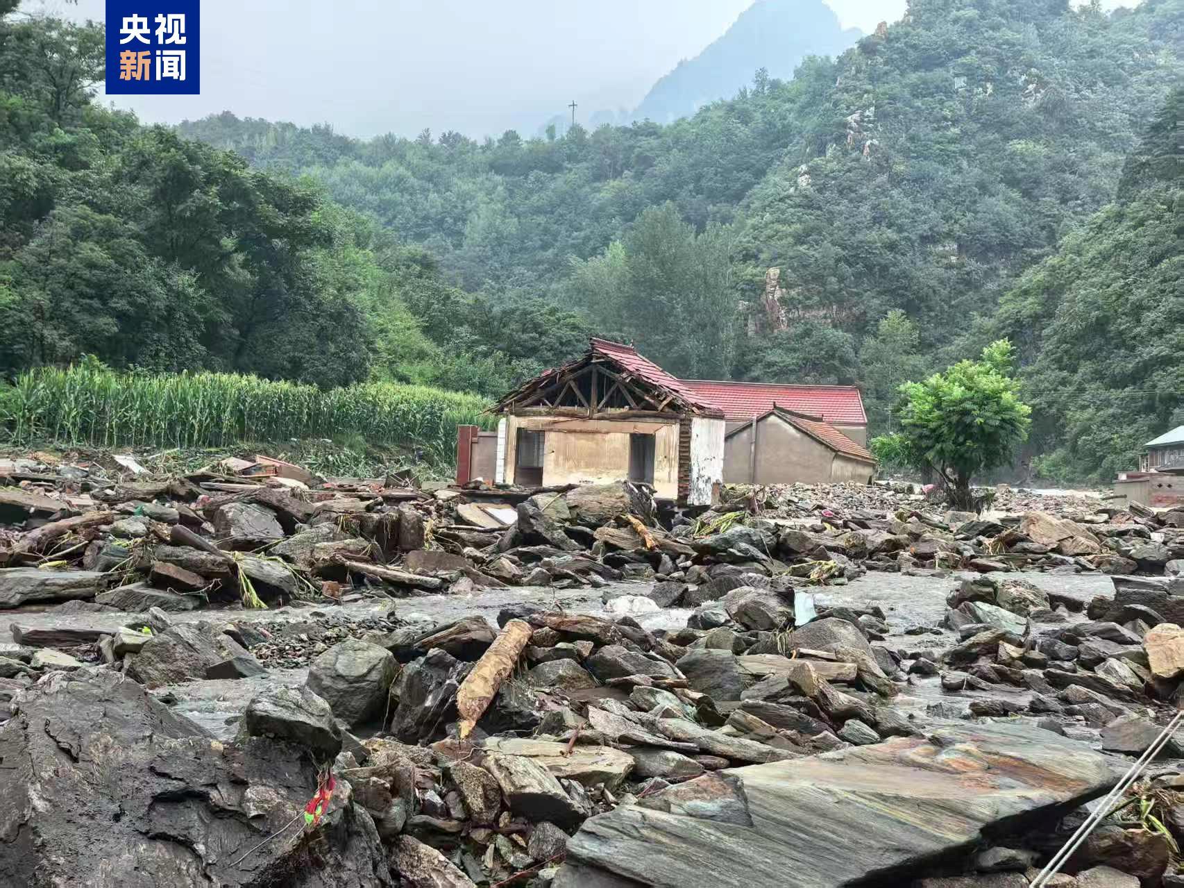 河北滦平失联8人中已确认4人遇难 其余4人正在全力搜救中