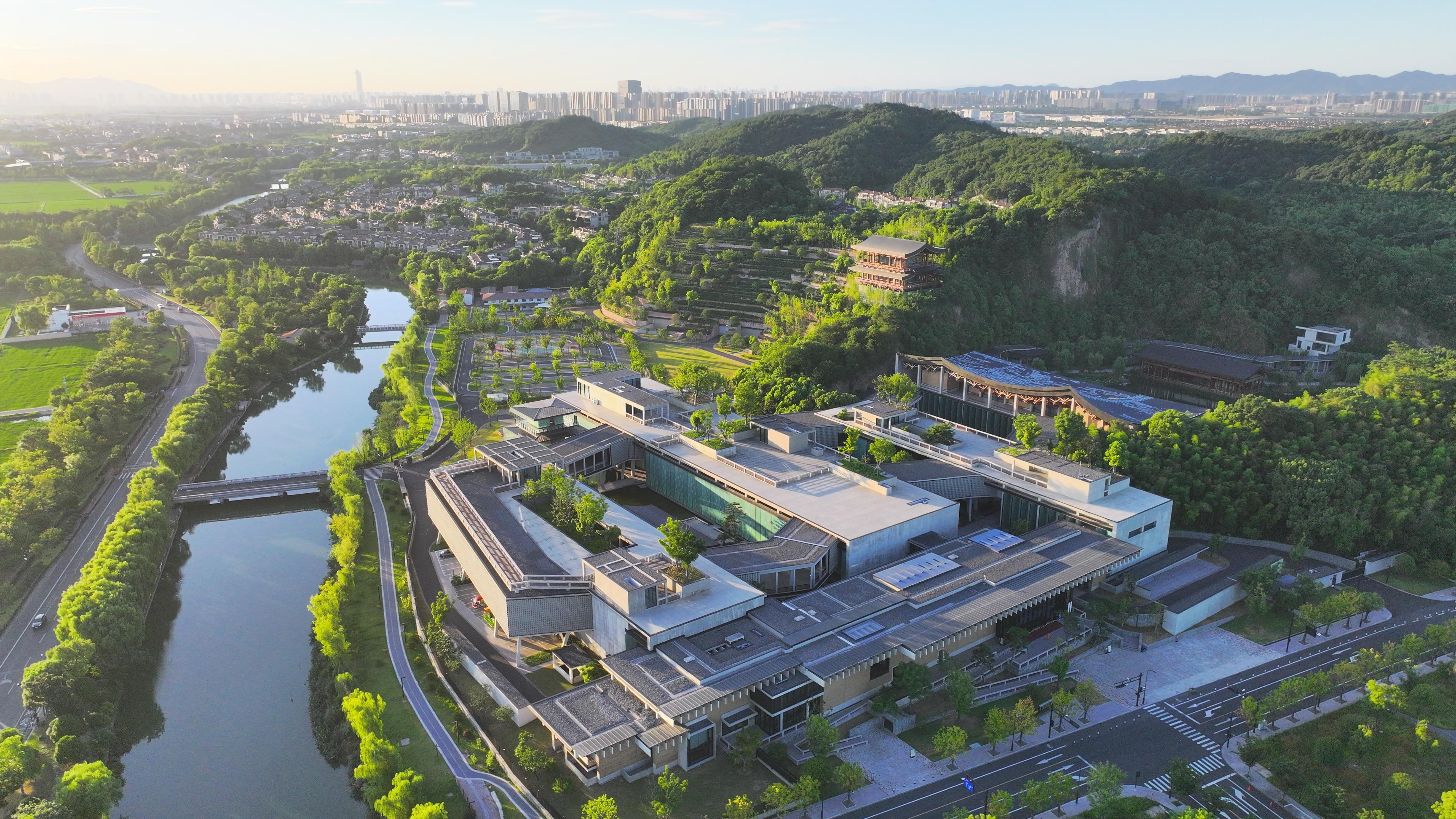 时政微观察丨从“八项工程”感悟习近平的文化情怀