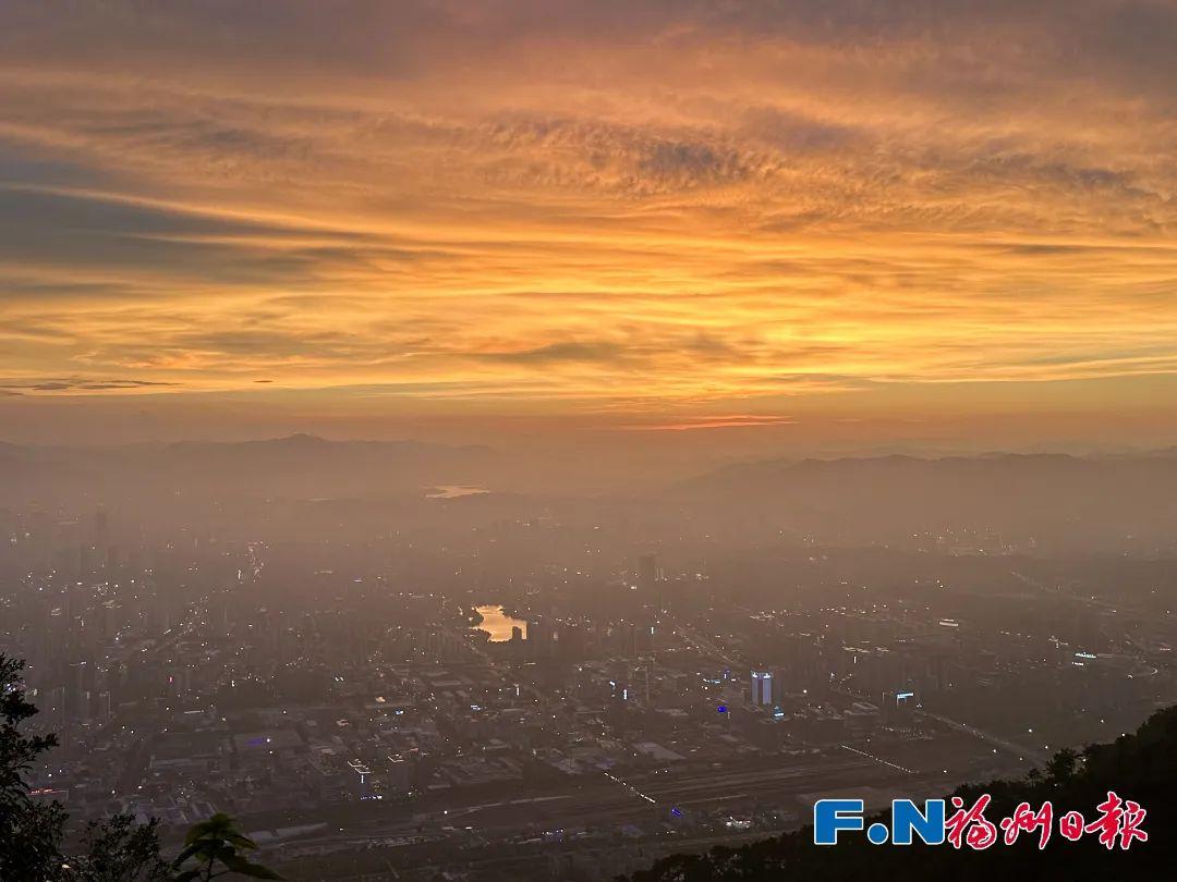 刷屏！福州上空惊现“天使的翅膀”
