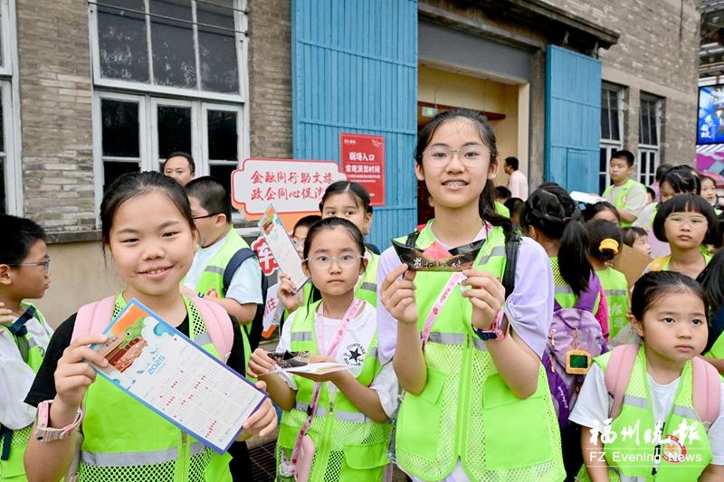 福州晚报写作训练营探秘“船政奇妙夜”