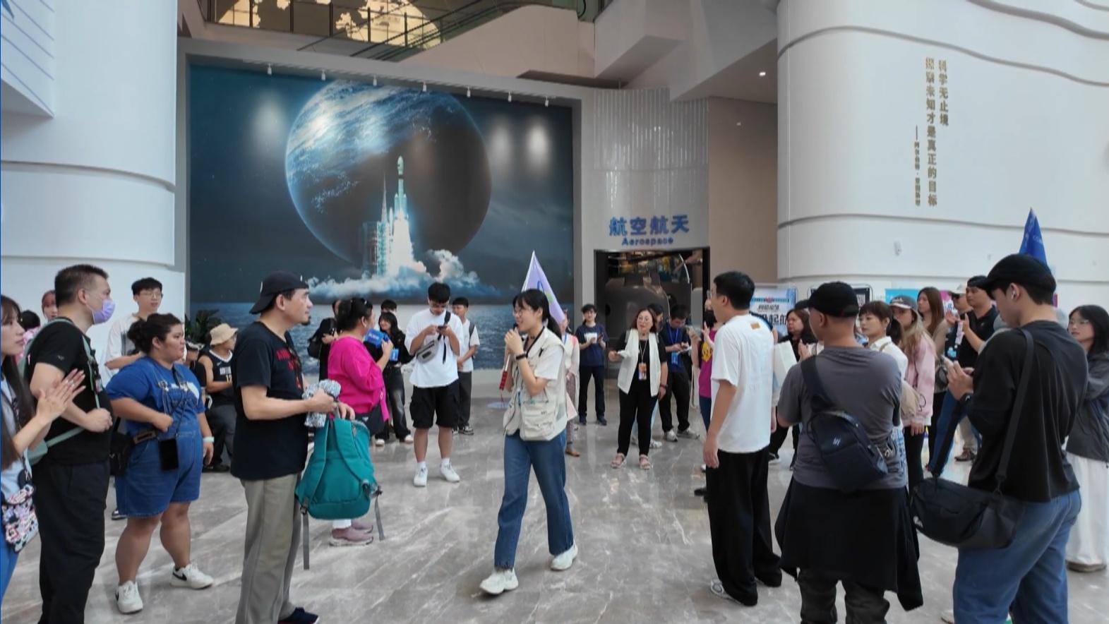 第十三屆海峽青年薈在榕舉行集中階段活動