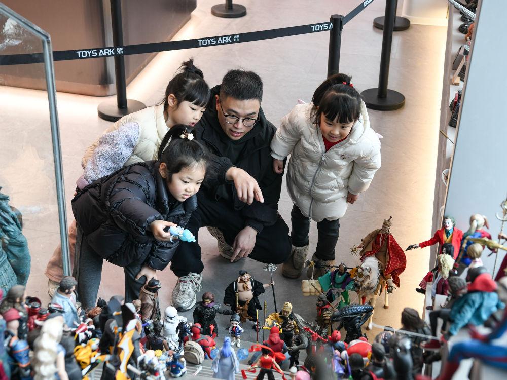 镜观·回响｜筑牢就业“压舱石” 守护群众幸福感