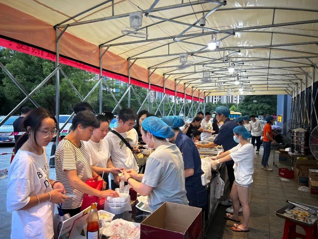 “地摊价”尝酒店美食，就在福州高新区这里→