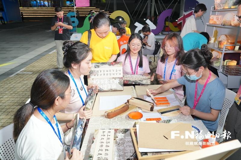 海峽青年交流營(yíng)地觀察：7天時(shí)間，他們帶來(lái)了什么？