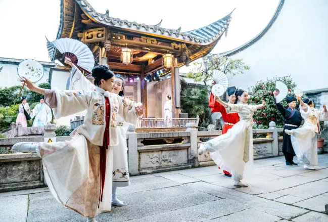 越夜越好玩！一起夜游福州！