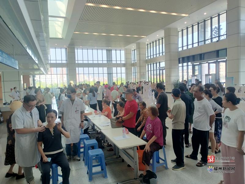 2025年“助力乡村全面振兴委员进百村”大型义诊活动在连江举办