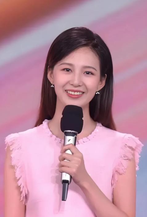 央视主持人上新