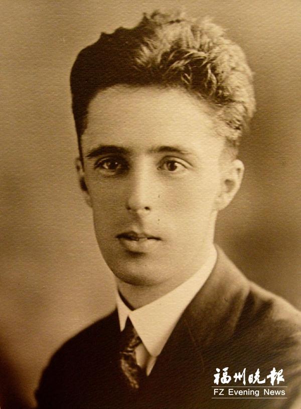 电波战士：隐秘战线上的鼓岭英雄