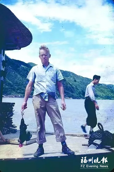 电波战士：隐秘战线上的鼓岭英雄