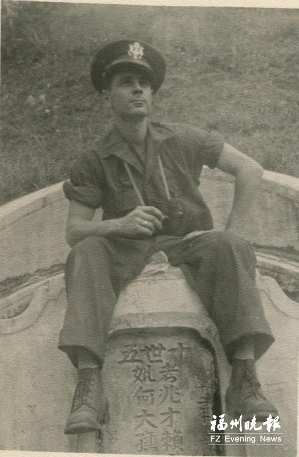 电波战士：隐秘战线上的鼓岭英雄