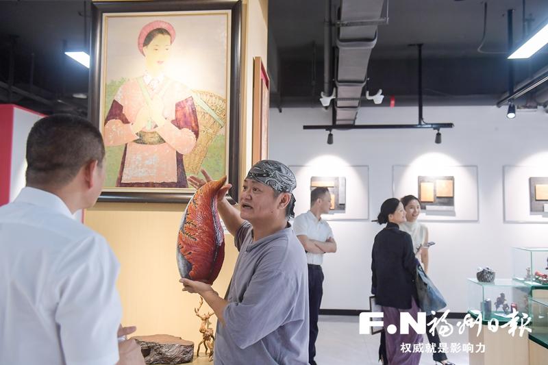 闽台共绘漆彩新画卷