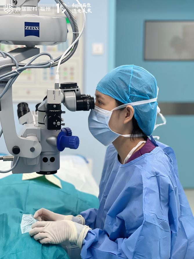 福州普瑞眼科ICL四维精准植入，“普瑞ICL女神”林青鸿开启ICL晶体植入手术新方式