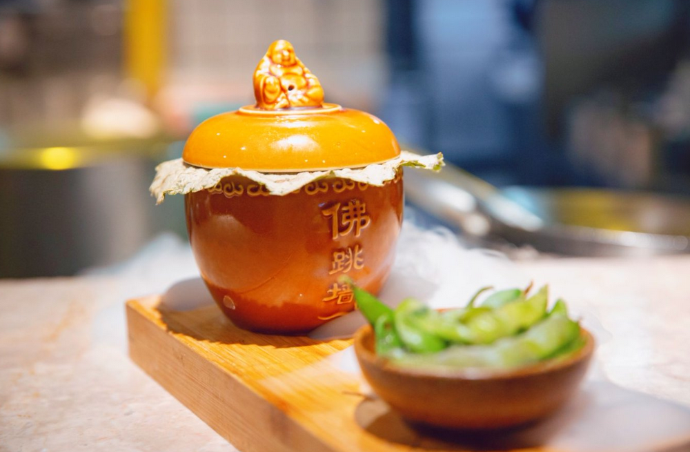 用脱口秀的方式打开福州