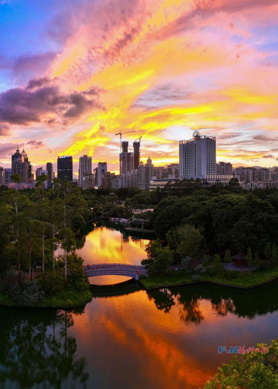 福州绝美晚霞上线！朋友圈刷屏！