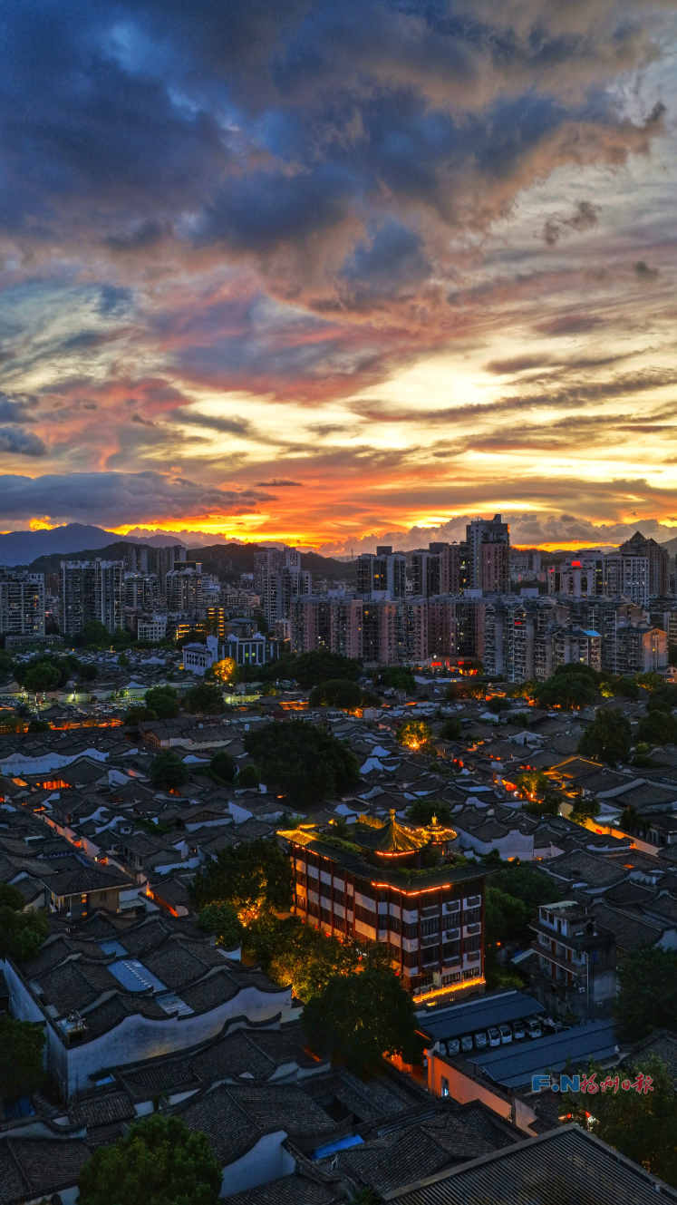 福州绝美晚霞上线！朋友圈刷屏！