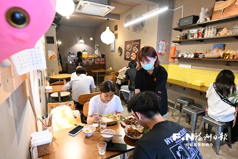 “一件事”改革让在榕开店更容易