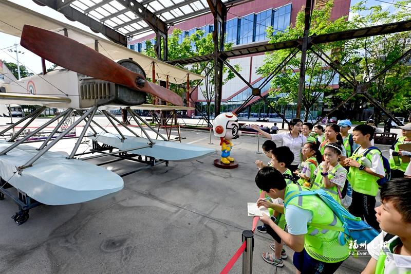 福州晚报写作训练营“三刷”船政夜研学