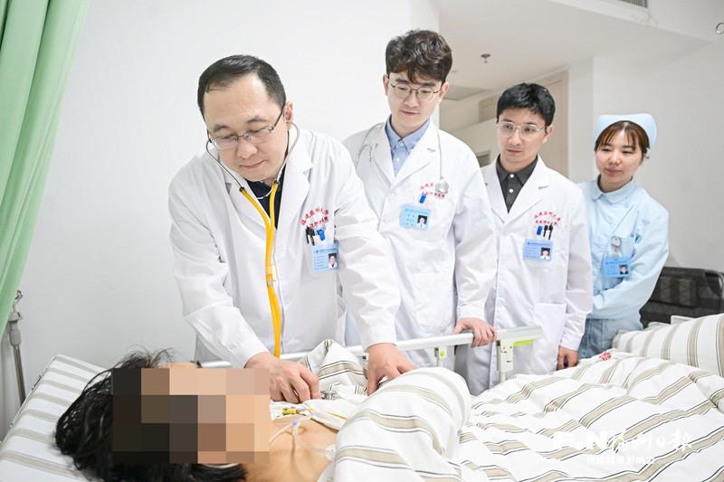 今天是第八个中国医师节，致敬榕城生命守护者