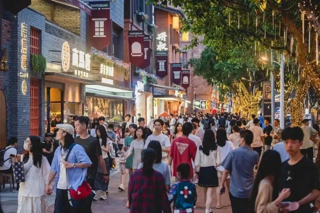 听说《罗小黑战记2》福州也参演啦！