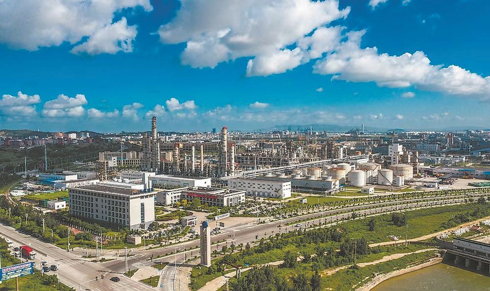 江阴港：悠悠古渡口 熠熠生新辉