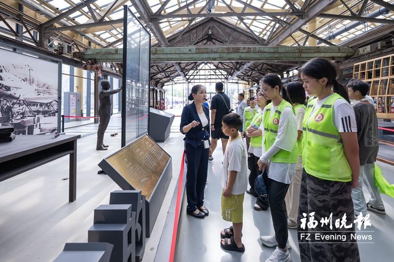 福州晚报写作训练营展示成果 港澳台青少年研学团“寻踪林公”