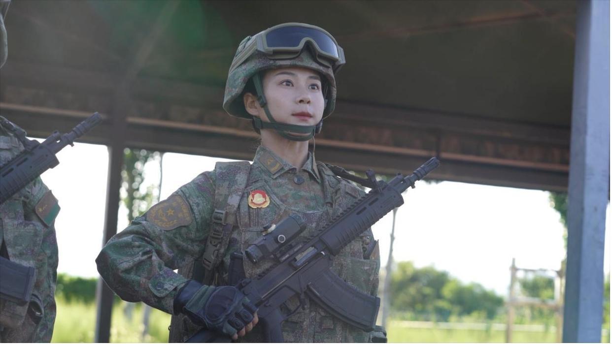 阅兵装备方队唯一的“女教头”是她