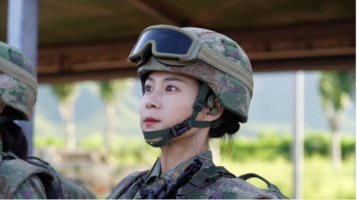 阅兵装备方队唯一的“女教头”是她