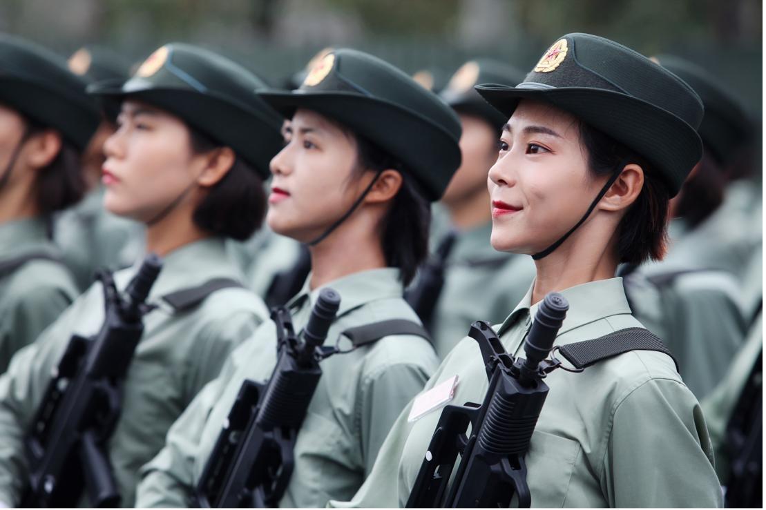 阅兵装备方队唯一的“女教头”是她