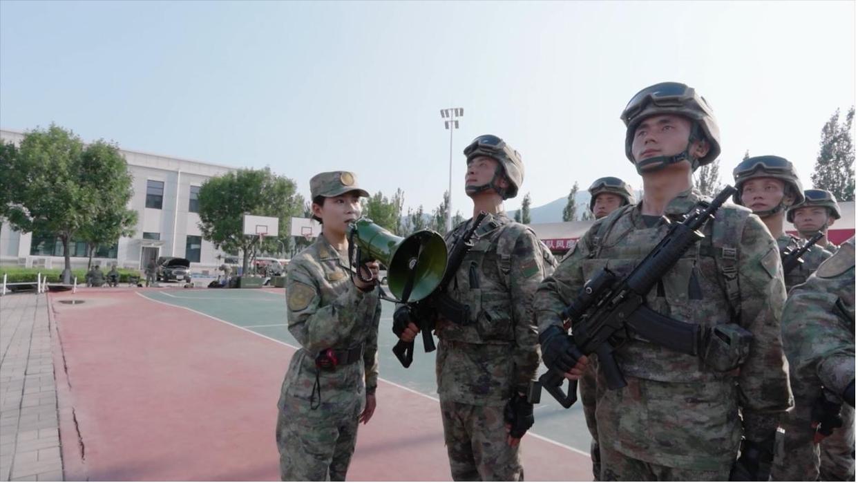 阅兵装备方队唯一的“女教头”是她