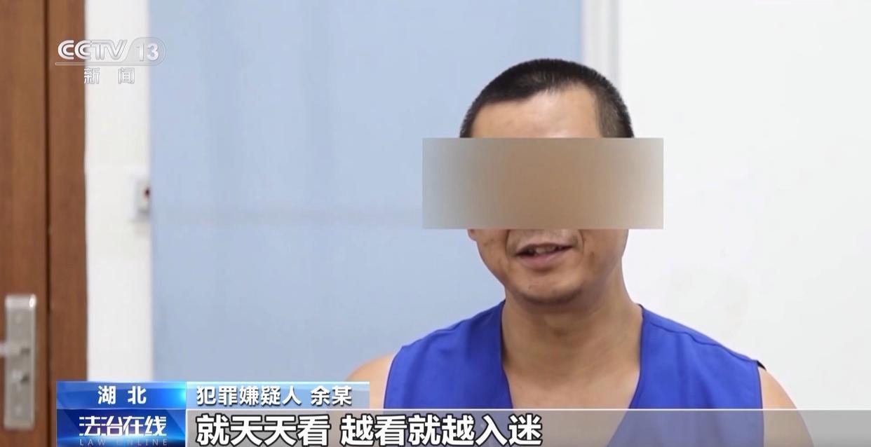 男子看小说学盗墓挖走20余件国宝