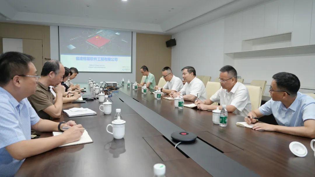 福州高新区主要领导走访服务园区民营企业