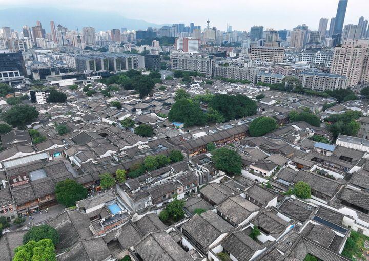 新华每日电讯：寻“福”记——一座江海古城的三十年现代化叙事