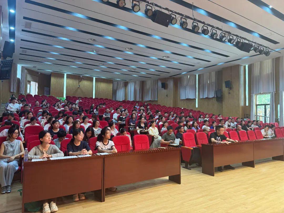 开学在即!福州高新区召开会议筑牢“食品安全”第一关 开学在即!福州高新区召开会议筑牢“食品安全”第一关