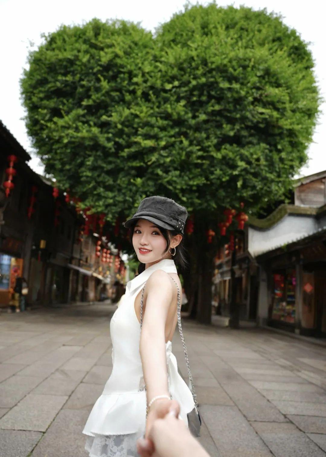 七夕基础，约会就要不基础