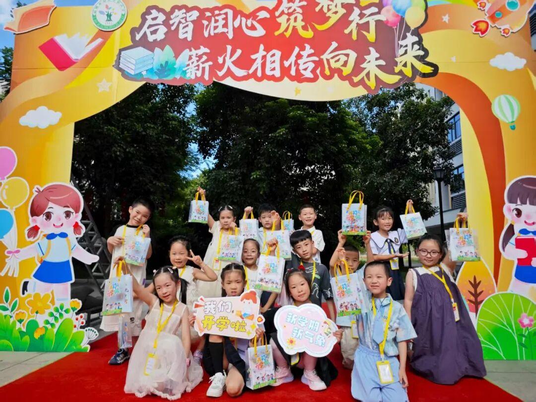 刚刚！福州家长的朋友圈刷爆了！