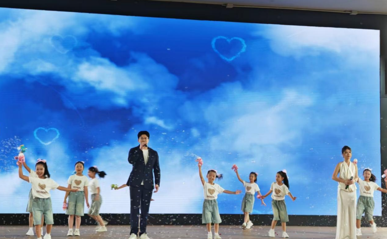 邻里相亲迎七夕 文明家风满榕城 | 网络中国节·七夕