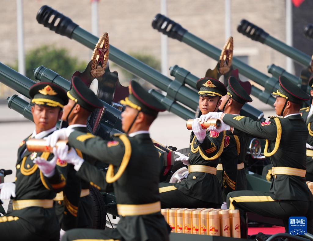 纪念中国人民抗日战争暨世界反法西斯战争胜利80周年大会在京举行（二）