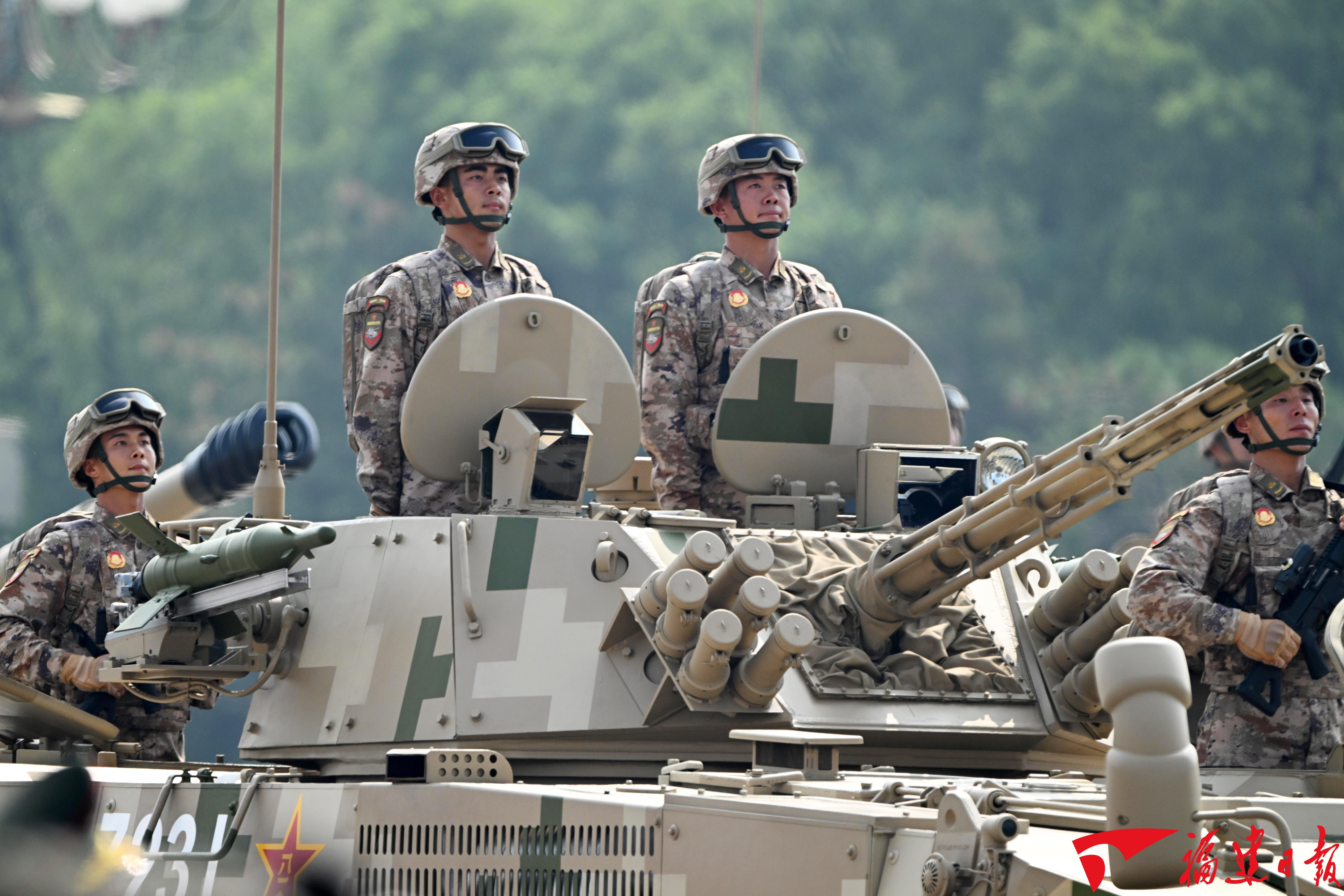 记者现场直击！在观礼台，来自福建的他们说……