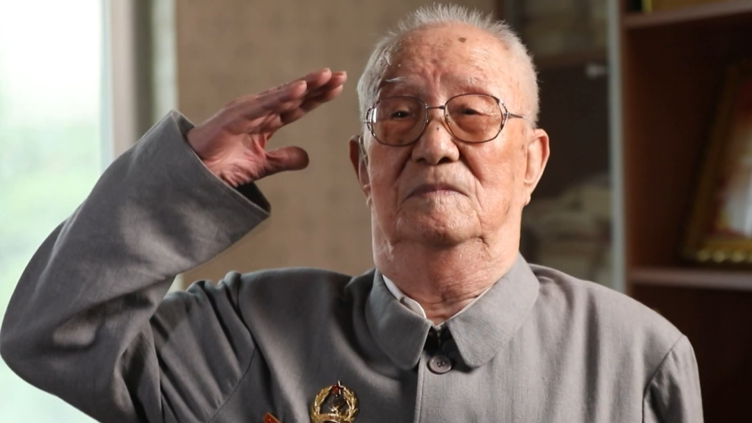 这6位与总书记握手的老战士是谁？