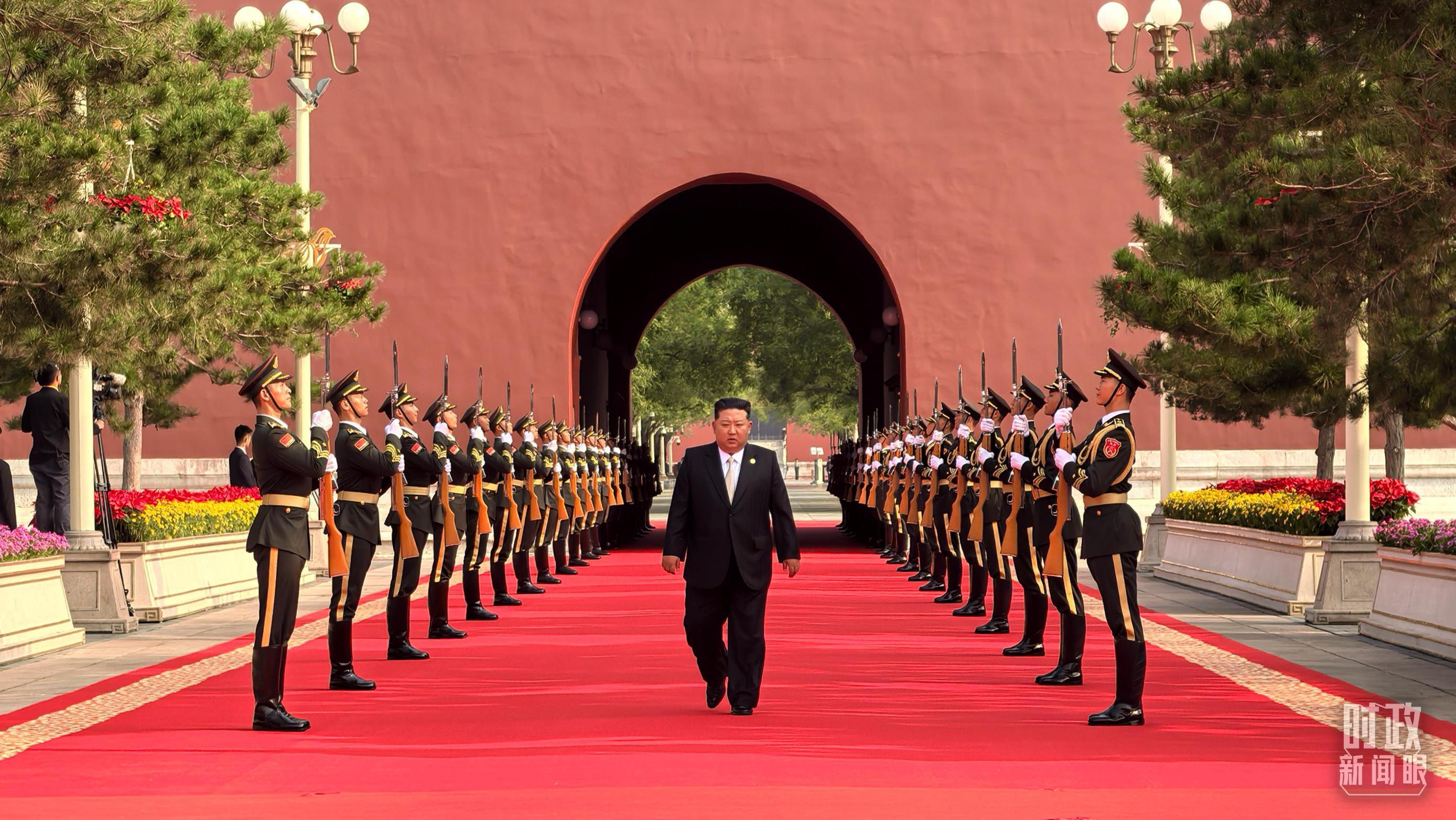 时政新闻眼丨从“上合”到“九三”，习近平鲜明宣示这8个字