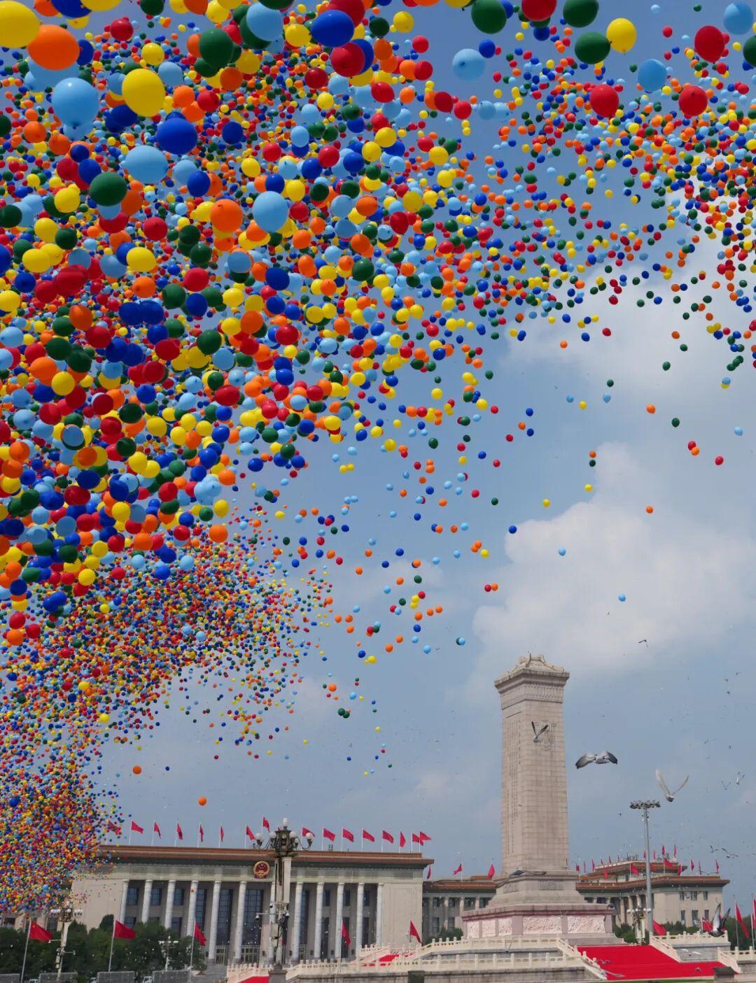 几张壁纸爆火的背后，一位福州人被重新铭记！