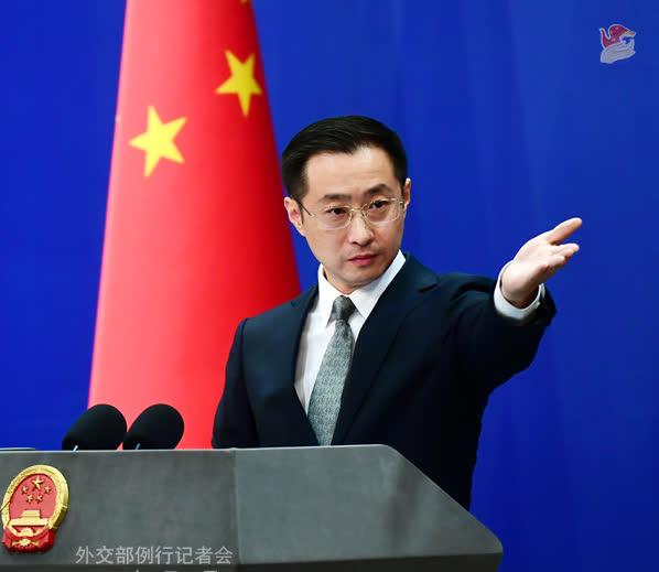 外交部评石平：数典忘祖，出卖良知，勾连反华势力，挑衅滋事