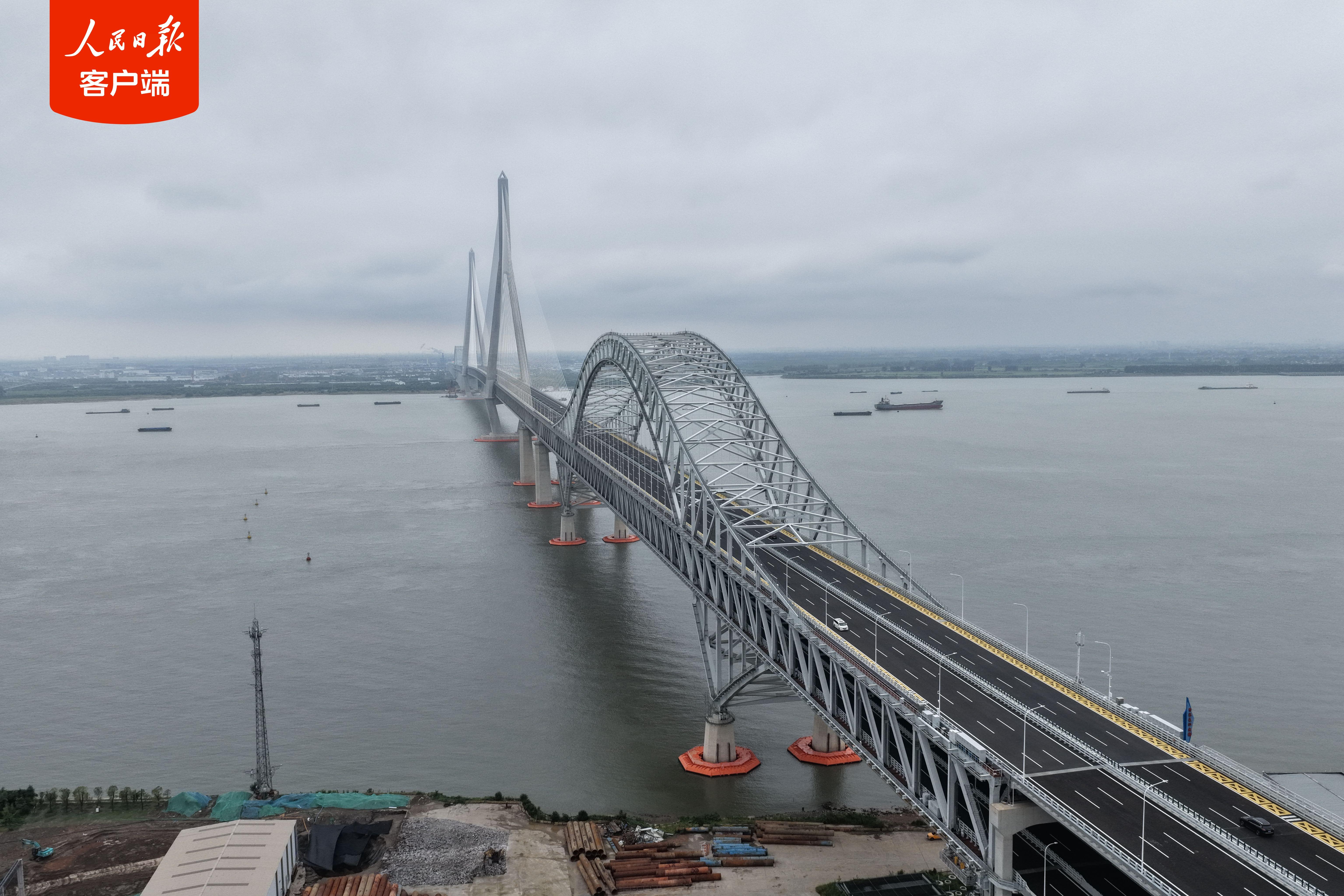 世界最大跨度斜拉桥，正式通车运营！